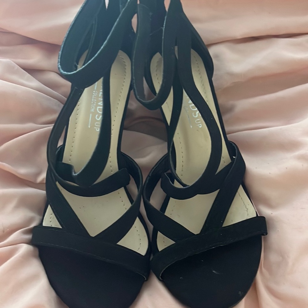 Trends Up heels